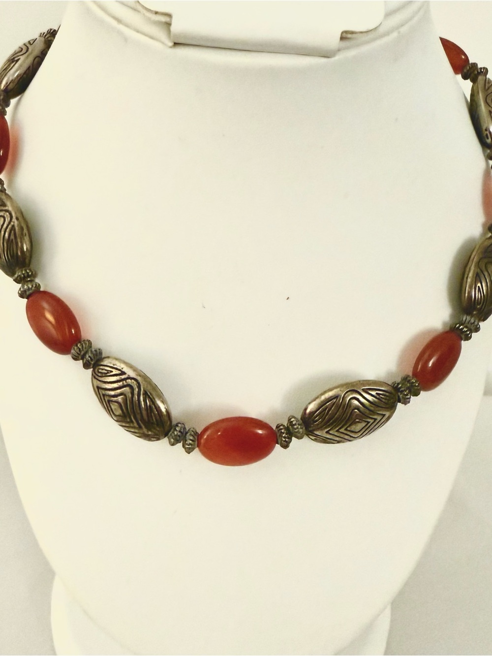 Red Orange Carnelian Beaded Necklace Silver Tone Boho Statement 17" 54.3g